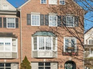313 Thorn St, Sewickley, PA