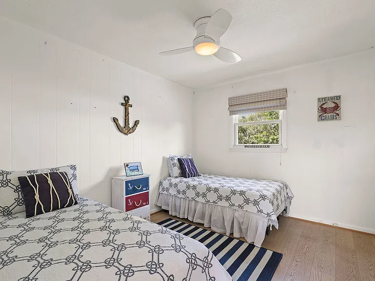31 Cypress Ave — Photo 25