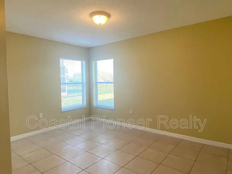 5156 Florentine Ct — Photo 16