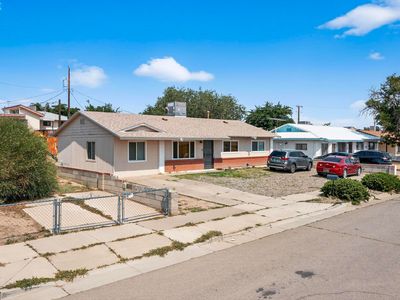 1111 Carla St SW, Albuquerque, NM, 87121