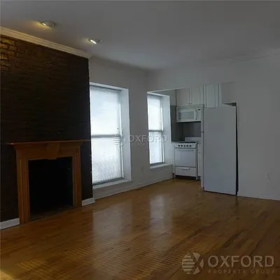 Rented by Oxford Property Group | media 12