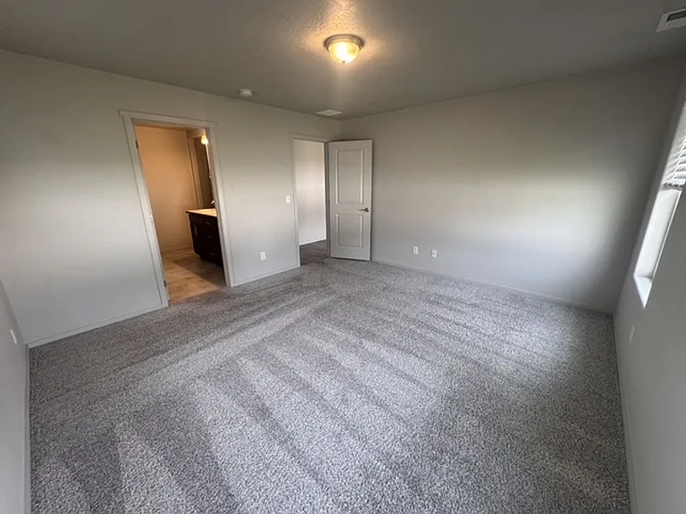 17611 E Maxwell Ave — Photo 11