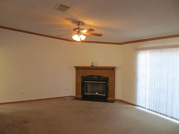 5th image of 455 Madrona Dr