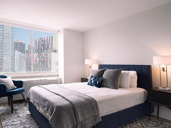 4th image of 315 W 33rd St APT 19F