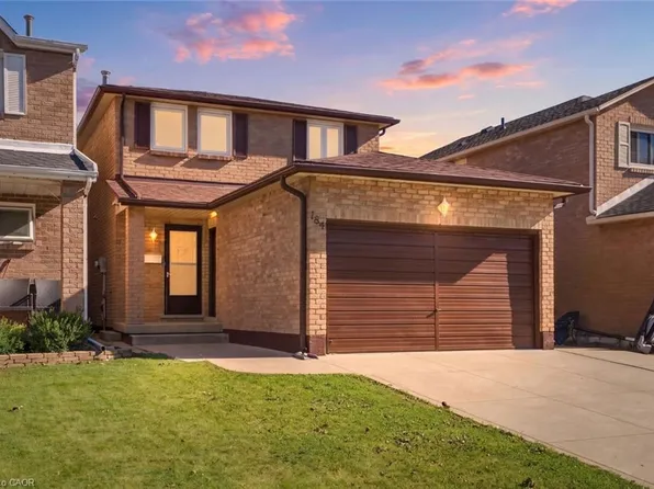 184 Macintosh Dr, Hamilton, ON L8E 4C1