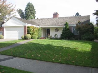 2630 W Viewmont Way W, Seattle, WA 98199