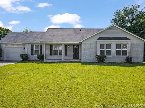 1670 Hazelhurst Dr, Fayetteville, NC 28314