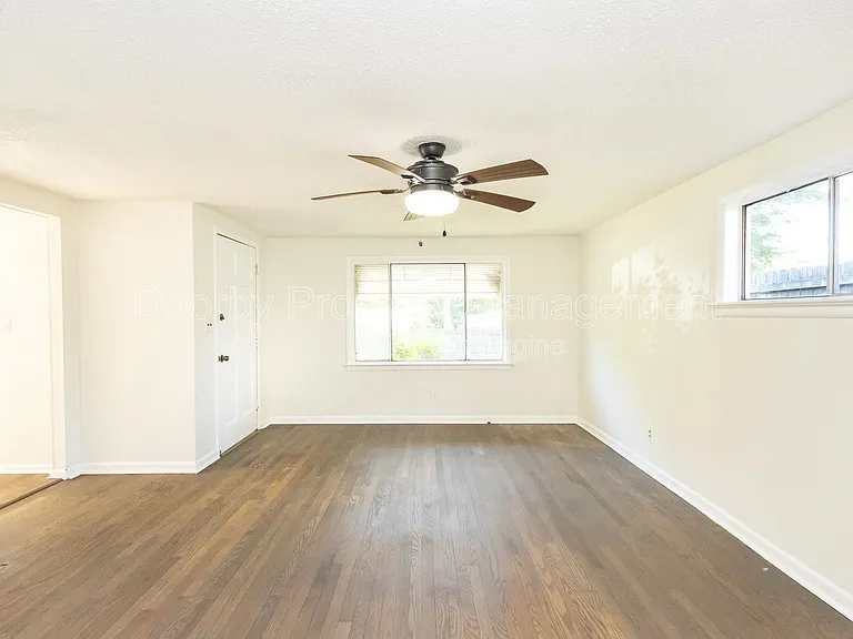 5270 Rotary Dr — Photo 7
