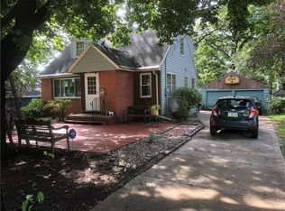 3210 Madison Ave, Des Moines, IA 50310