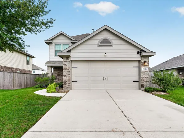 8623 River Crest Dr, Baytown, TX 77521