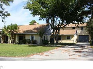 474 Riverside Dr, Tarpon Springs, FL 34689