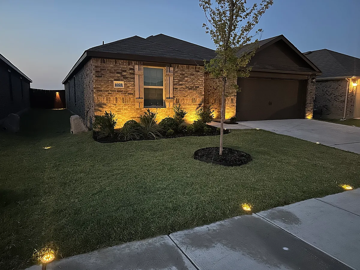 Another twilight view - 1329 Skyline Dr