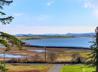 5 Bayside Ter, Mount Vernon, WA 98273