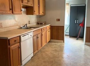 121 Kenney St, Bristol, CT 06010