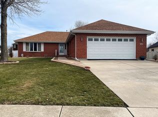 305 Harvard Ct, Shorewood, IL