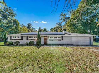 70 River Rd, Andover, MA 01810