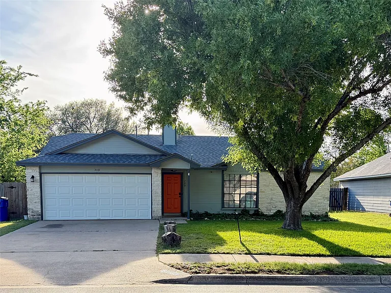 709 Brookside Pass — Photo 1