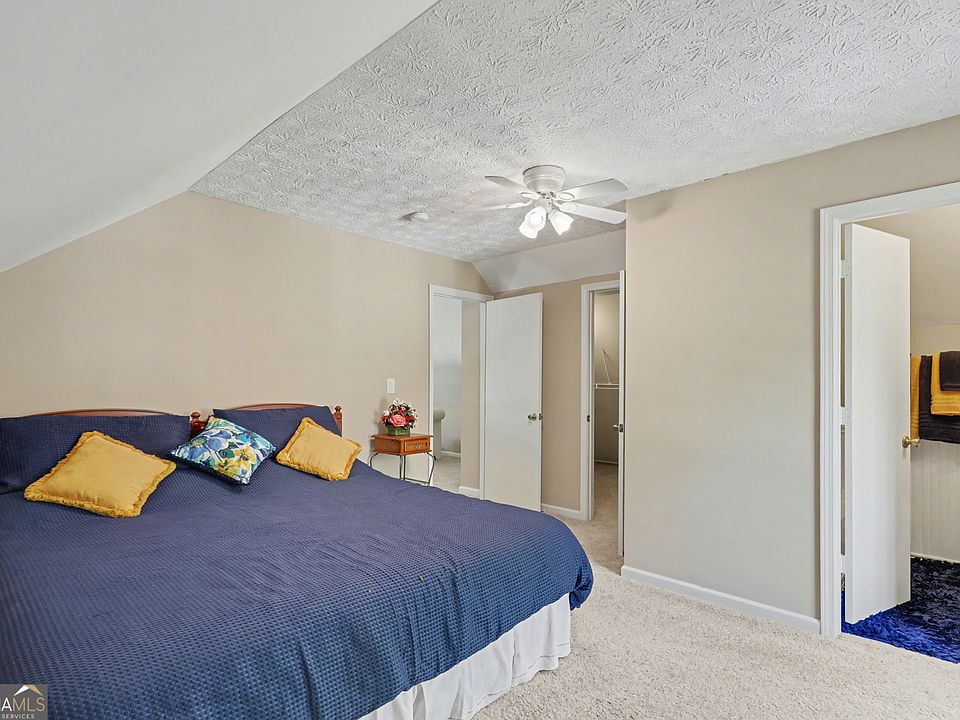 37th image of 542 Eastern Cross Ln