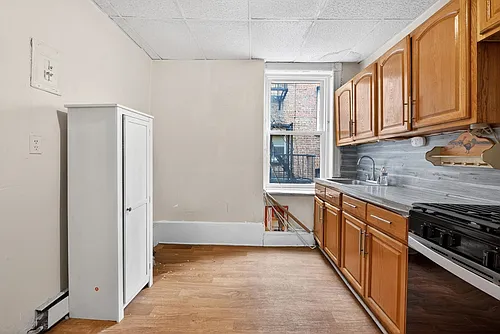 584 Avenue C #4 Photo 1