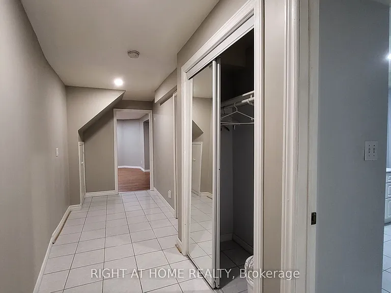 5402 Fasdon Ct #LOWER — Photo 3