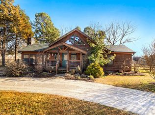 16825 Lake Sequoyah Dr, Fayetteville, AR 72701