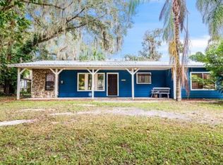 365 N Hart Rd, Geneva, FL 32732