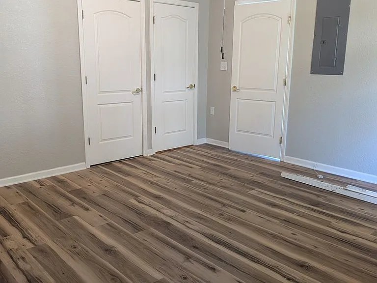 609 Jefferson St — Photo 38