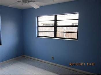 4th image of 1509 Tropical Dr