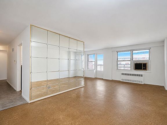 5th image of 1935 Shore Pkwy APT 9G