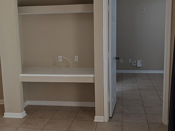 4th image of 2801 Chancellorsville Dr APT 414