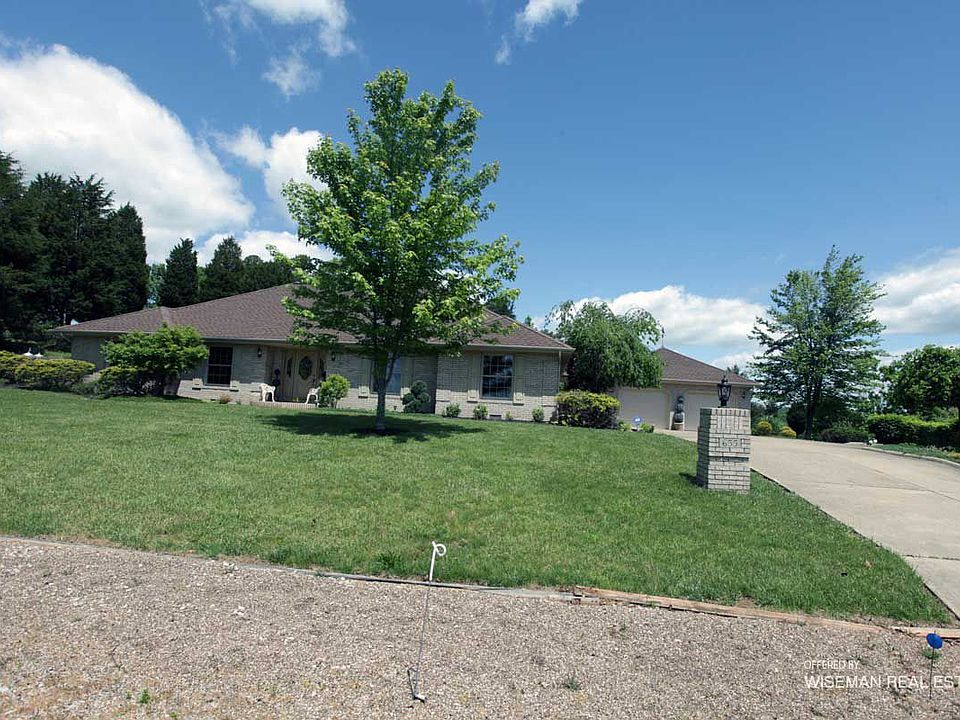 1st image of 655 Charolais Lake Dr
