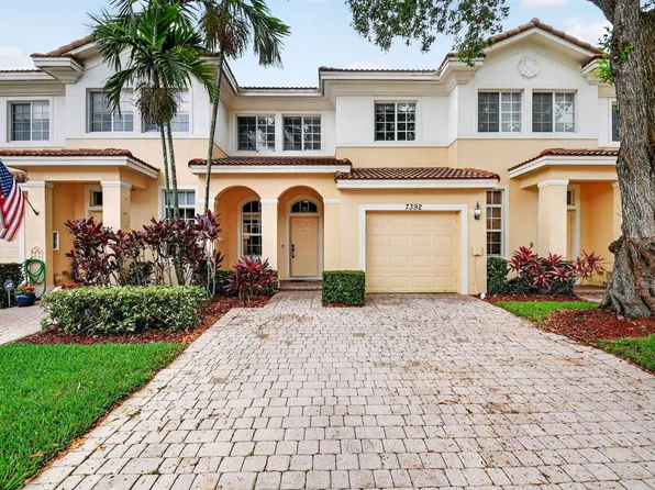 7392 Briella Dr, Boynton Beach, FL 33437
