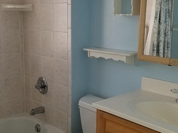 Upstairs Bathroom
