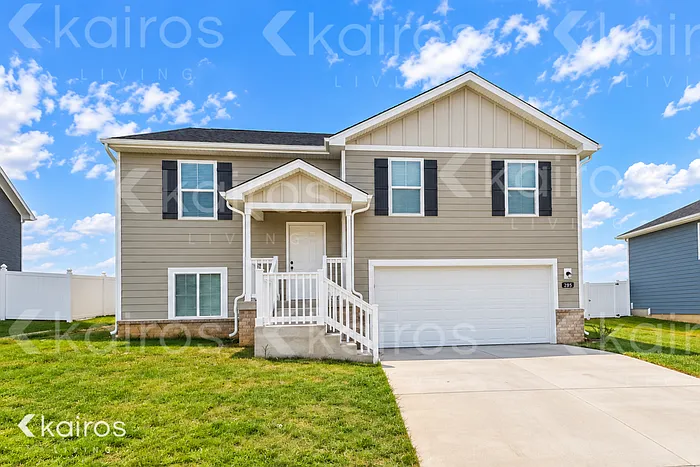 4 bed, 3.0 bath, 1914 sqft, $2,125 — Photo 1