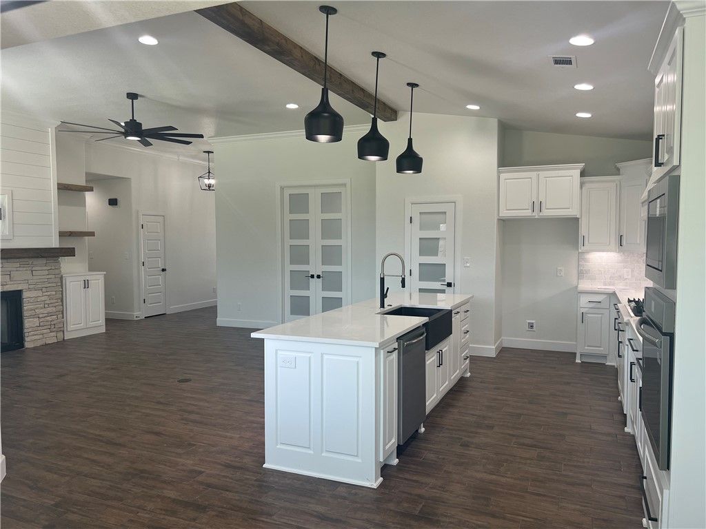 1801 Gaines St, Pea Ridge, AR - View 6