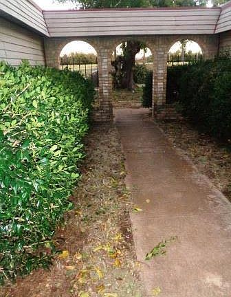 Front View to Street