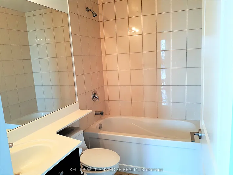 50 Absolute Ave E #3906 — Photo 10