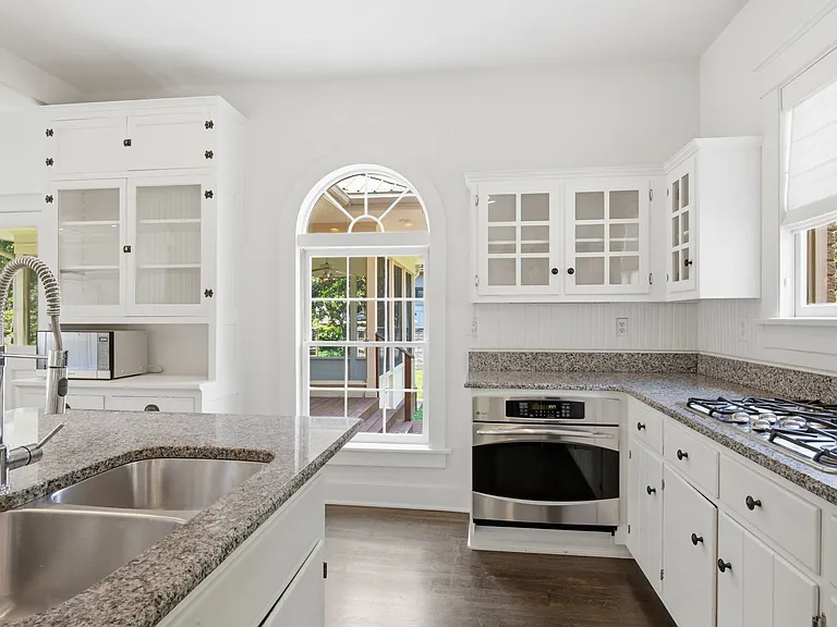 227 Carden Ave — Photo 27