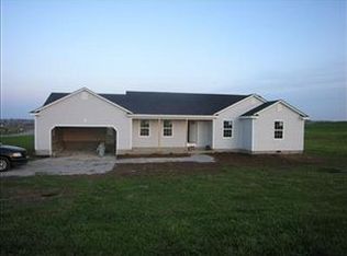 107 Country Ln, Lancaster, KY 40444