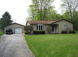 4970 E River Rd, Freeland, MI 48623