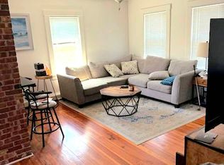 137 High St, South Kingstown, RI 02879