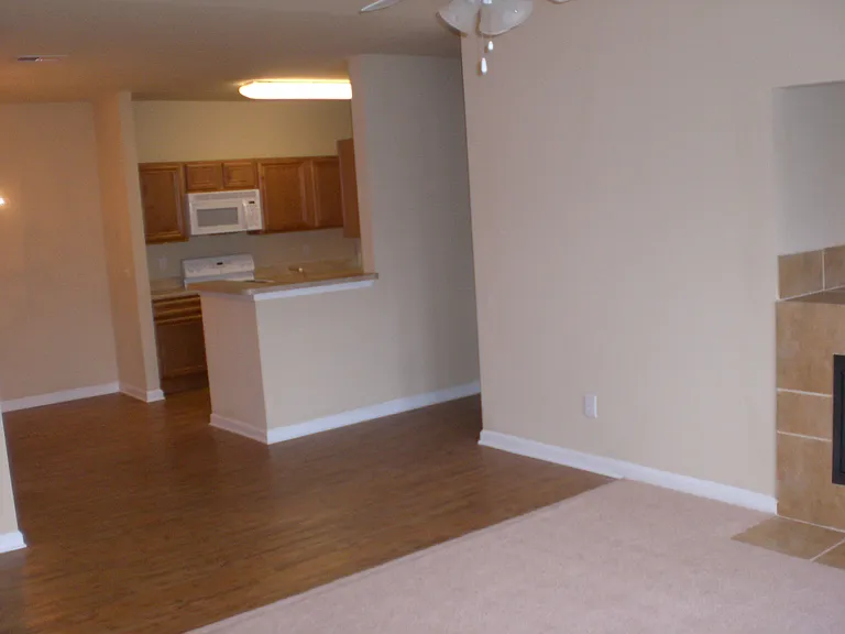 Arbor View Apartments — Photo 72