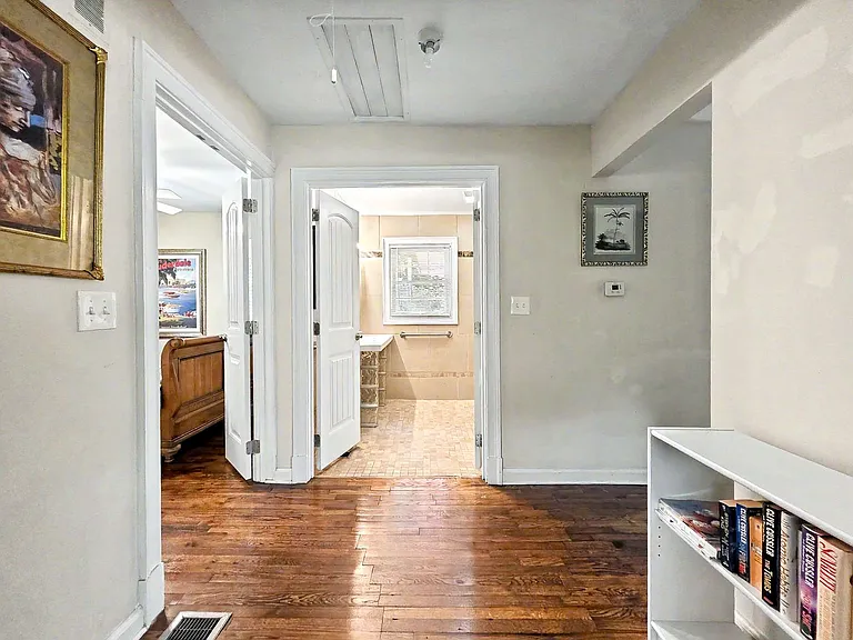 1804 Sumter St NW — Photo 19