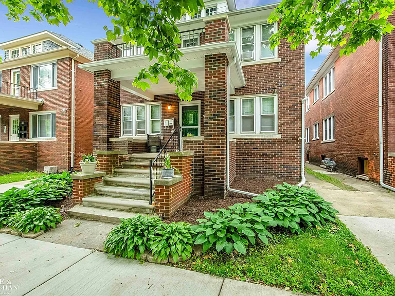 815 Beaconsfield Ave #2N — Photo 17