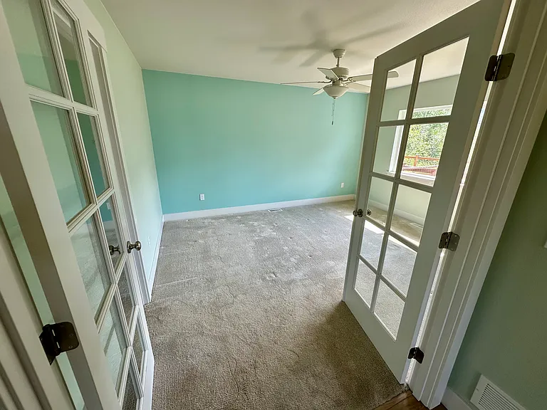 8130 Harmany Ranch Rd — Photo 9