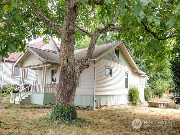 1929 8th Street, Bremerton, WA 98337