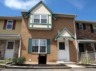 7569 Buttercup Rd, Macungie, PA 18062