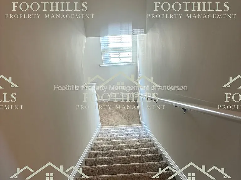 31 Ravencrest Dr — Photo 9