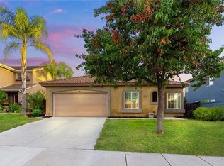 27411 Sierra Madre Dr, Murrieta, CA 92563