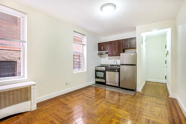 Rented by Compass | media 21